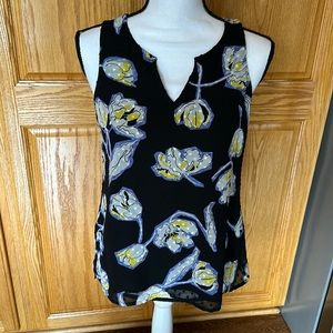 NWT Apt 9 Fully Lined Sleeveless Floral Blouse, Size XS
